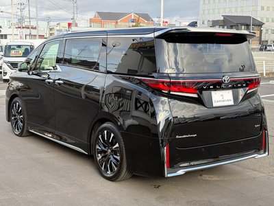 TOYOTA VELLFIRE - 6
