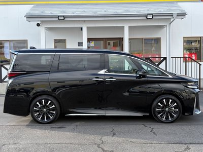 TOYOTA VELLFIRE - 3