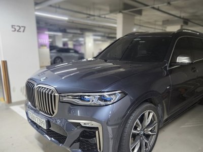 BMW X7 - 1