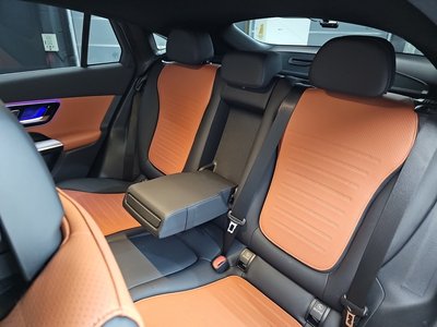 2024 Mercedes-BENZ GLC — миниатюра 19