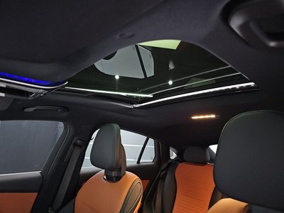 2024 Mercedes-BENZ GLC — миниатюра 18