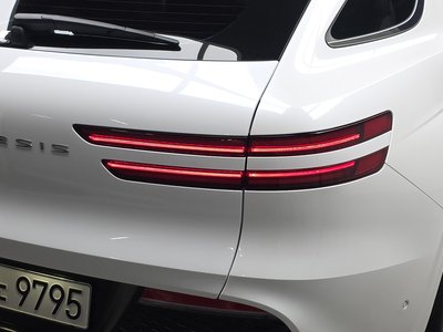 صورة مصغرة 11 لـ 2023 Genesis GV70