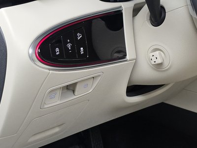 صورة مصغرة 29 لـ 2023 Genesis GV70