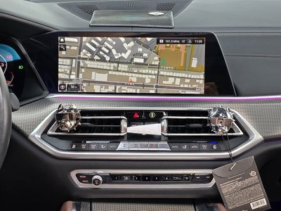 2020 BMW X6 — миниатюра 18