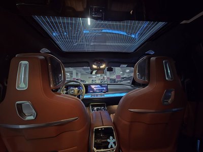 BMW I7 - 9