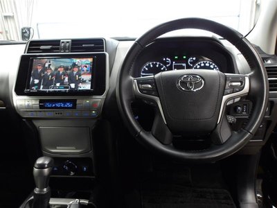 TOYOTA LAND CRUISER PRADO - 4