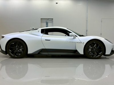MASERATI MC20 - 5