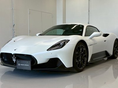 MASERATI MC20 - 3