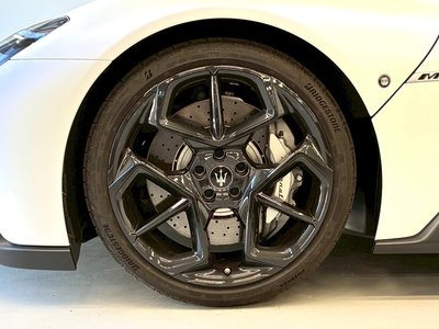 MASERATI MC20 - 7