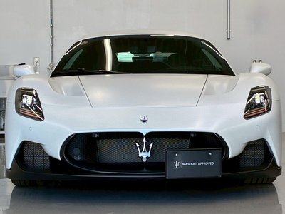 MASERATI MC20 - 2