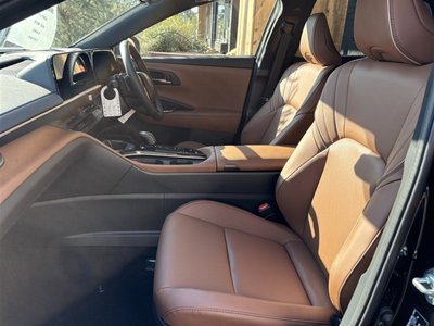 TOYOTA CROWN ESTATE - 8