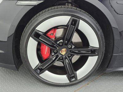 2024 Porsche TAYCAN 照片 6