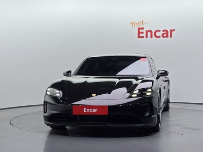 2024 Porsche TAYCAN 照片 2