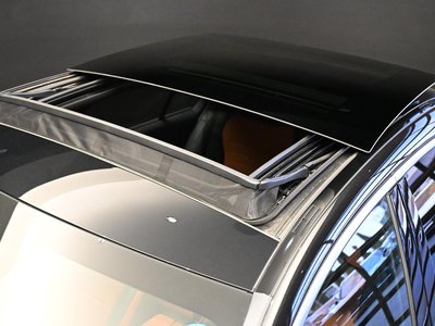 MERCEDES-BENZ C-CLASS - 9