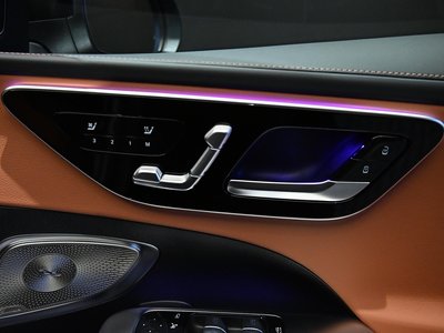 2025 Mercedes-BENZ C-CLASS 缩略图 29