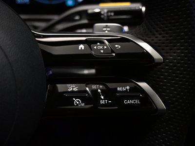 2025 Mercedes-BENZ C-CLASS 缩略图 24