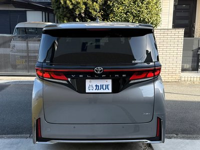 TOYOTA VELLFIRE - 4