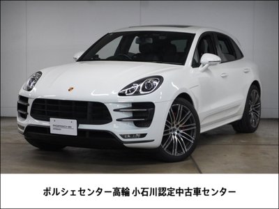 PORSCHE MACAN - 1