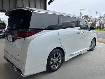 2026 TOYOTA ALPHARD — фото 4
