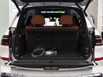2025 BMW X7 照片 5