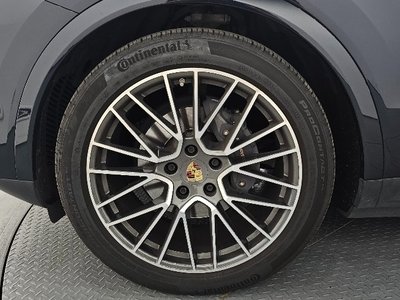 PORSCHE CAYENNE - 6