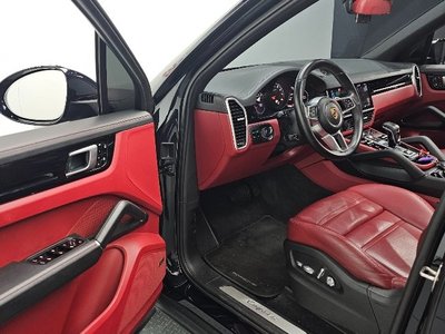 PORSCHE CAYENNE - 10