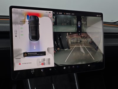 2025 Tesla MODEL Y — миниатюра 21