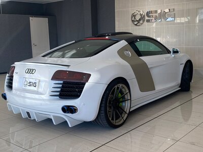 AUDI R8 - 4