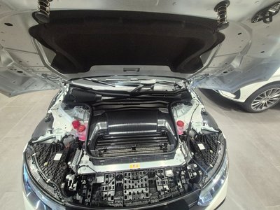 MERCEDES-BENZ EQE - 7