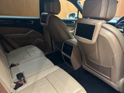 صورة 8 لـ 2020 Porsche CAYENNE