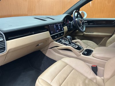صورة مصغرة 40 لـ 2020 Porsche CAYENNE
