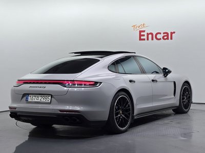 2021 Porsche PANAMERA 照片 3