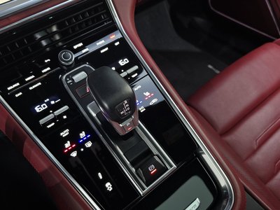 صورة مصغرة 12 لـ 2021 Porsche PANAMERA