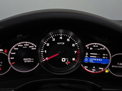صورة مصغرة 11 لـ 2021 Porsche PANAMERA