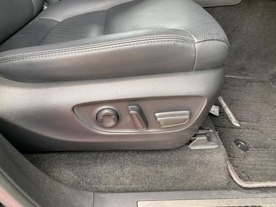 صورة مصغرة 24 لـ 2023 Toyota LAND CRUISER 300