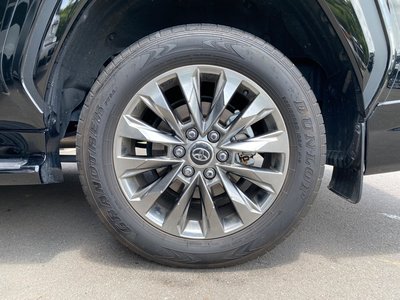 صورة مصغرة 13 لـ 2023 Toyota LAND CRUISER 300