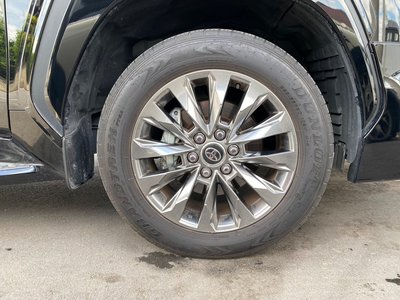TOYOTA LAND CRUISER 300 - 10