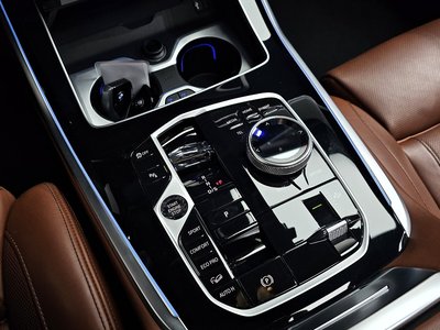 BMW X7 - 9