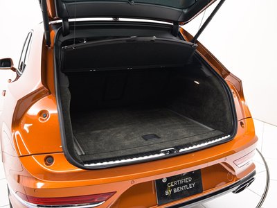 BENTLEY BENTAYGA - 7