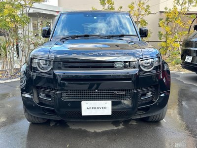 LAND ROVER DEFENDER - 9