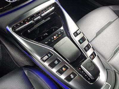 MERCEDES-BENZ GT AMG - 9