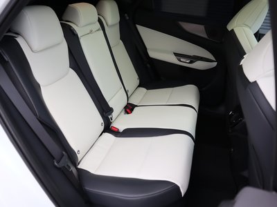 صورة مصغرة 48 لـ 2025 Lexus NX