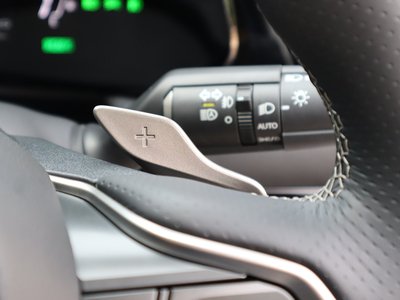 صورة مصغرة 35 لـ 2025 Lexus NX