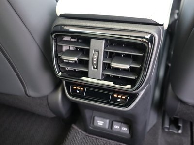 صورة مصغرة 69 لـ 2025 Lexus NX