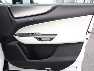صورة مصغرة 60 لـ 2025 Lexus NX