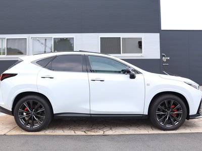 صورة 4 لـ 2025 Lexus NX