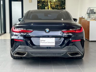 BMW 8 SERIES - 8