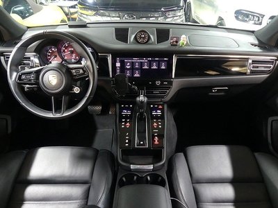 صورة مصغرة 11 لـ 2022 Porsche MACAN