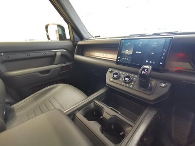 صورة مصغرة 49 لـ 2025 LAND Rover DEFENDER