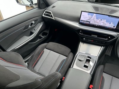 2025 BMW 3 SERIES TOURING thumbnail 35